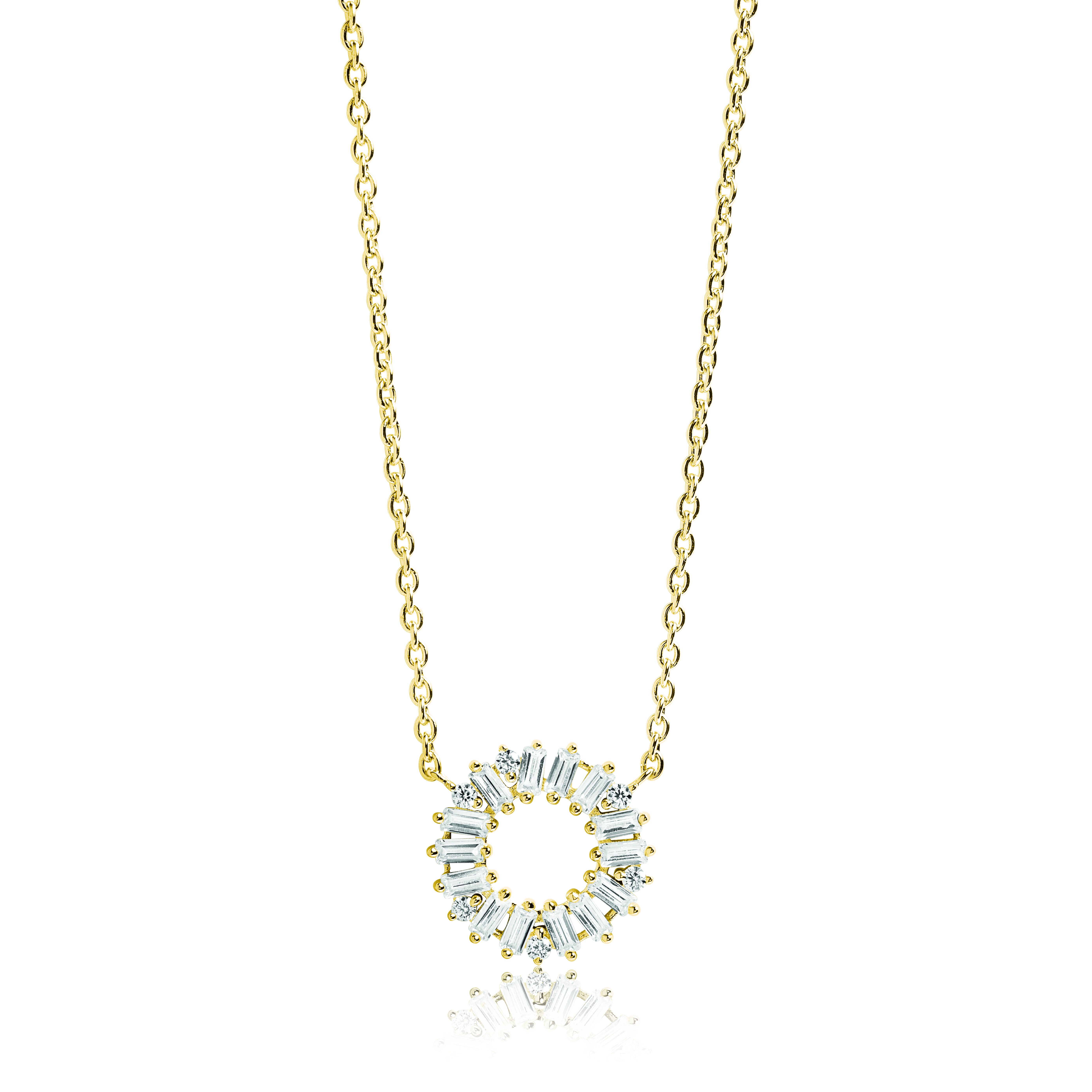 Elegant vergulde zilveren ketting van Sif Jakobs uit de Antella collectie heeft een ronde hanger bezet met zirconia.