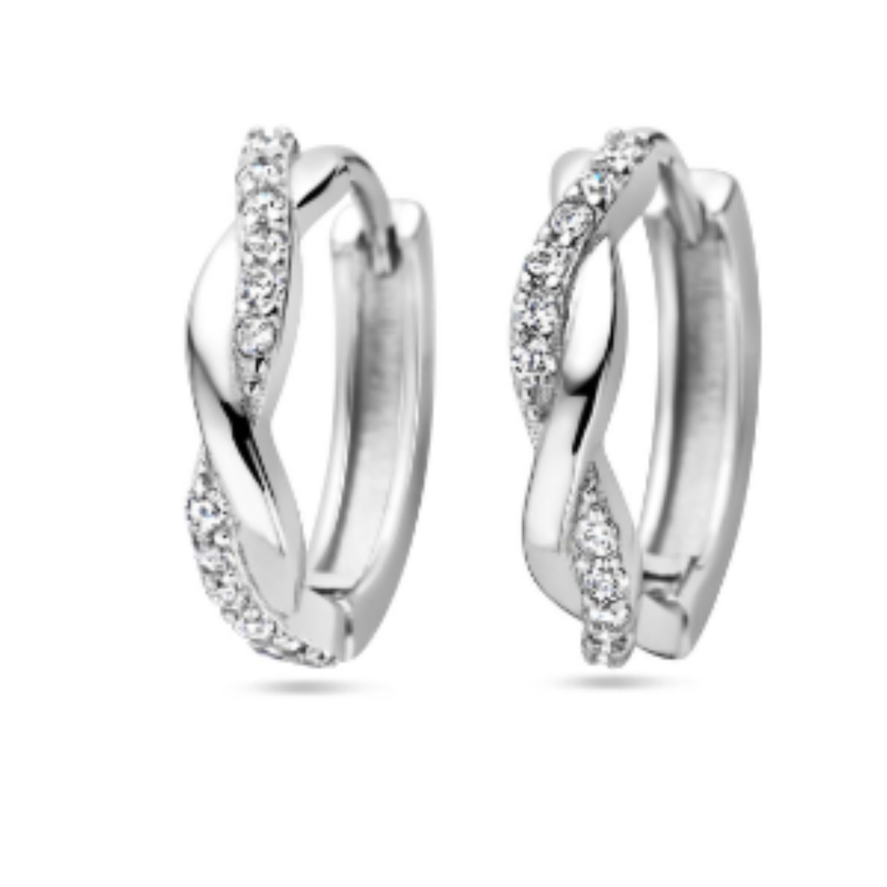Gerhodineerd 925 zilveren klapoorringen uitgevoerd met zirkonia. De klapoorringen hebben een afmeting van 13.5x2.5mm.