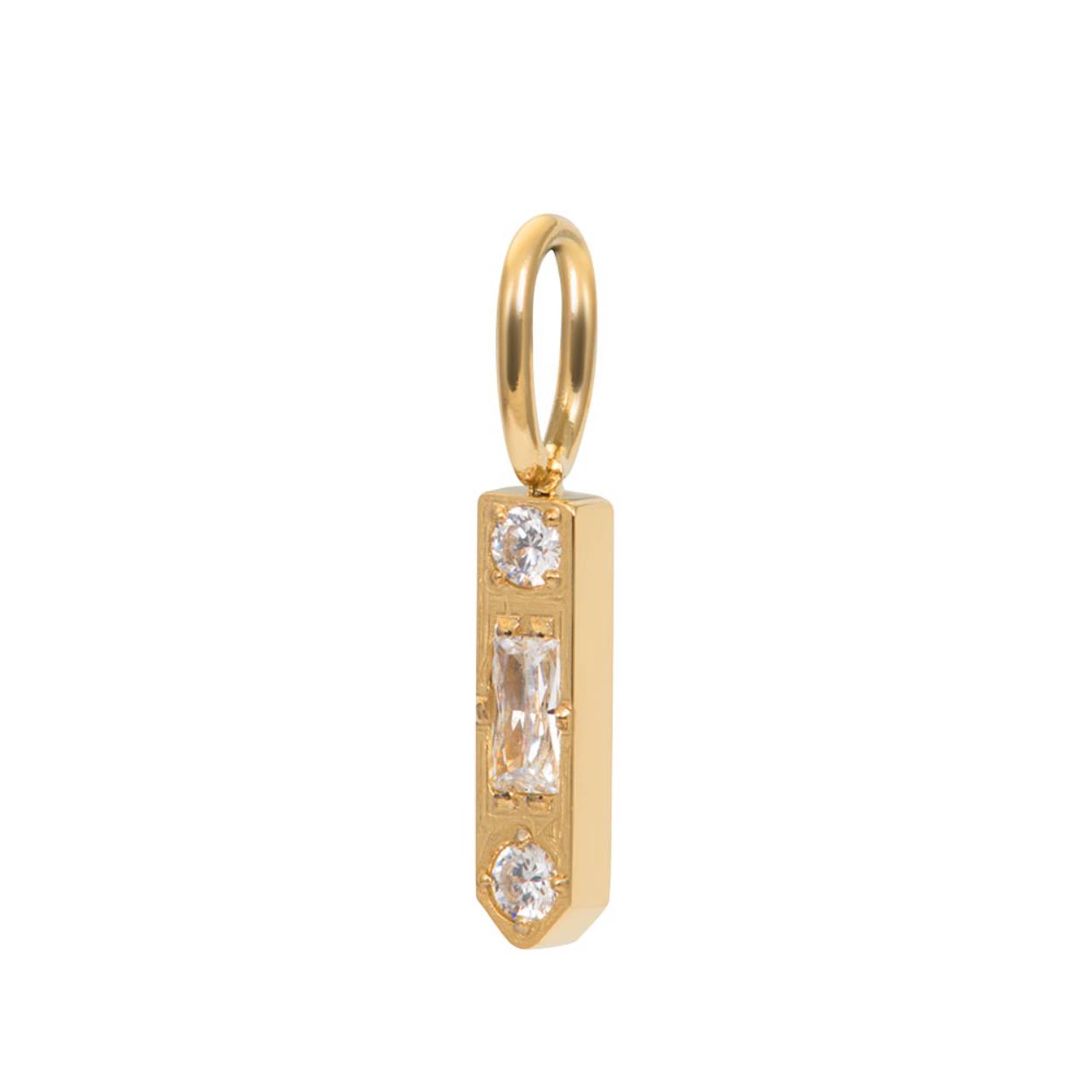 De iXXXi pendant Sparkle is gemaakt van stainless steel en is voorzien van een goudkleurige plating. De hanger bestaat uit een langwerpige hanger met drie kristal kleurige zirconias. De pendant Sparkle heeft een afmeting van 12mm. Mix en match en speel met bijvoorbeeld meerdere goudkleurige pendants aan jouw iXXXi ketting.