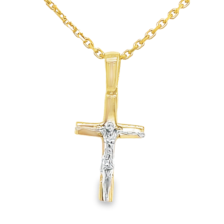 Deze bicolor gouden Crucifix hanger heeft een erg bijzondere betekenis en staat symbool voor de lijdensweg van Christus. Het corpus is gedetailleerd en gemaakt van witgoud.

Note: het kettinkje hoort niet bij de hanger, deze is enkel gebruikt voor de foto.