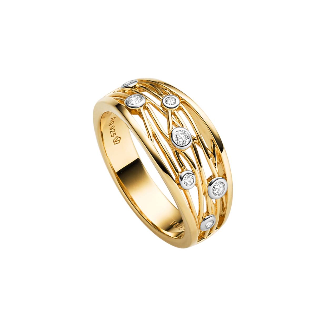 Prachtige chique ring met zirkonia en gold plating. De maat van deze ring is 17.25 (54). Combineer deze ring met een prachtig bijpassend collier en oorknoppen
