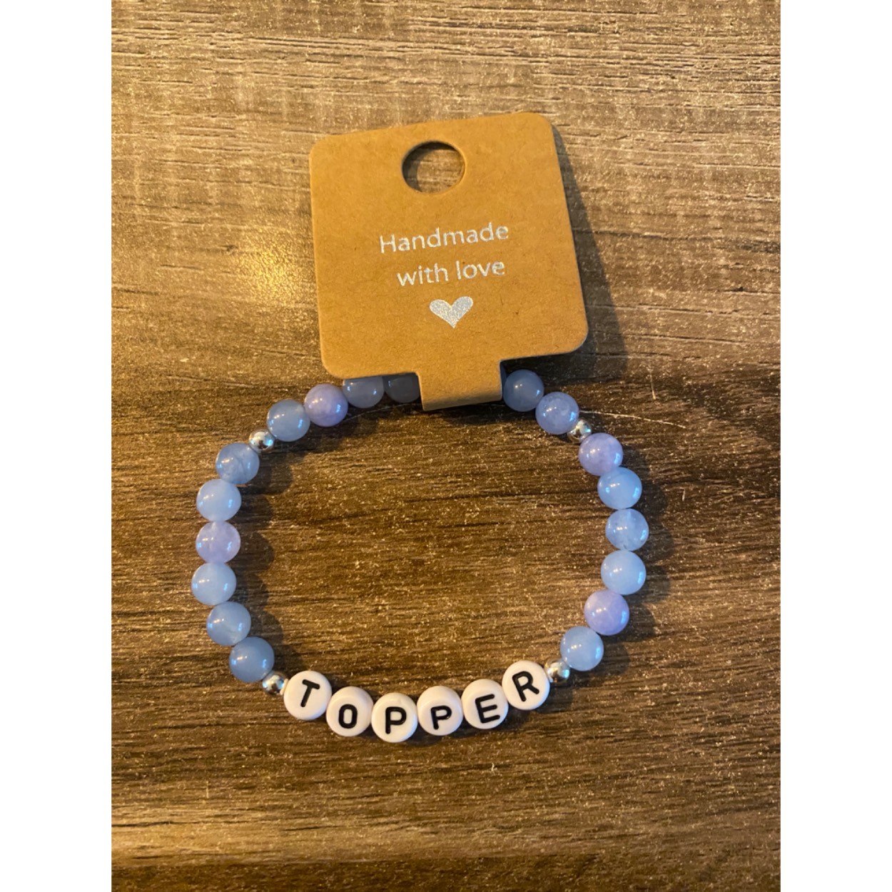 lief armbandje met natuursteen en een positieve tekst. gewoon om je te herinneren dat je speciaal bent. lief om te geven waardevol om te krijgen 