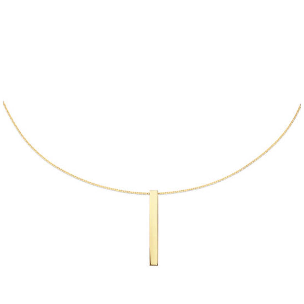 Op deze 14 karaat gouden Engraving Long Bar ketting kan je alles graveren wat je wil. De naam van je geliefde, kind of huisdier. Alles is mogelijk! Combineer met twee andere Jackie kettingen voor de perfecte layer.

Tropical Paradise
Dat Jackie van reizen houdt is geen geheim. Voor haar 14 karaat gouden sieradencollectie heeft zij zich deze keer laten inspireren door de tropen.
Haar Tropical Paradise collectie biedt een mix van elegantie en avontuur. Voel de zon schijnen waar je ook bent!

Weelderige jungles, azuurblauwe oceanen en de schittering van de zon op witte zandstranden: de ontwerpen met edelstenen zijn een weerspiegeling van Jackie’s mooiste herinneringen. Of het een dag op kantoor is of een avondje uit, deze sieraden voegen een vleugje exotische allure toe aan elke gelegenheid.

Het merk
Jackie is hét 14 karaat gouden on trend sieradenmerk. De collecties zijn geïnspireerd op de reizen die ik maak, van stedentrips tot exotische oorden. Elk gouden sieraad is helemaal van nu, handgemaakt door Europese goudsmeden en vervaardigd van overwegend gerecycled goud met echte edelstenen en zoetwaterparels. Elke collectie is dan ook met veel liefde en passie samengesteld. Mijn Jackie sieraden zijn de perfecte finishing touch voor iedere outfit!

Specificaties
- Ketting 
- Materiaal: 14 Karaat - Geelgoud - 585
- Lengte verstelbaar: 40/42,5/45cm
