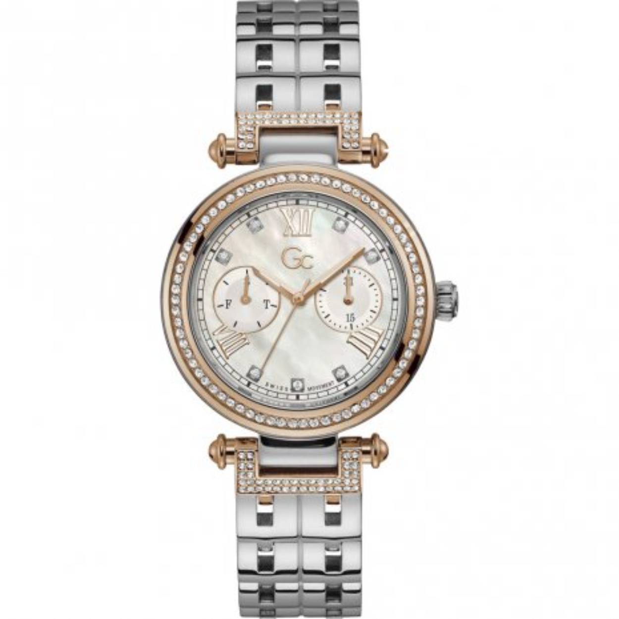 Schitter en straal met dit prachtige vrouwelijke 2-tone day-date dameshorloge uit de Gc PrimeChic serie. Dit zilverkleurige met ros�goudkleurige horloge is echt een fashion statement en eindeloos te combineren. Zowel de lunet als de aanzet van de horlogeband zijn gezet met schitterende Swarovski� kristallen. De wijzerplaat valt op door de prachtige kleur; parelmoer, maar ook omdat de index mede bestaat uit Swarovski� kristallen. De kast heeft een diameter van 36,5 mm en de ros�goudkleurige wijzers zijn voorzien van een Super-LumiNova coating. Het horloge is tot 10 ATM waterdicht. Model: Y78003L1MF.