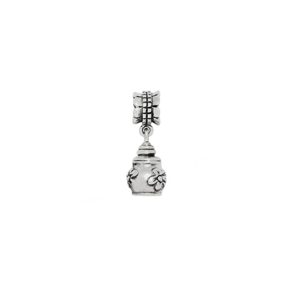 Memory Jewels (as-sieraden) voorzien in de behoefte om een herinnering te dragen van een geliefde.
De Memory Jewels zijn geschikt om te voorzien van as of wellicht een haar van een geliefde.
Deze Jewels (assieraden) zijn van zeer goede kwaliteit en zijn voorzien van een schroefsysteem.