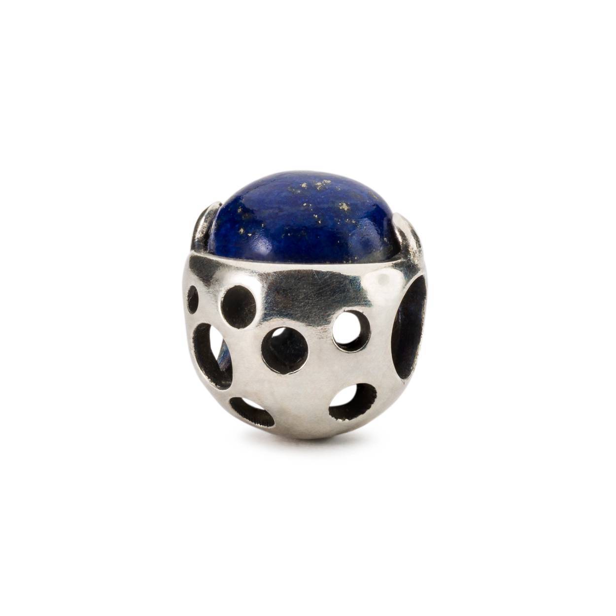 Bakermat van Kennis

Omhels de lapis lazuli - de edelsteen die staat voor de honger naar kennis. Bovendien werkt de lapis lazuli opwekkend en ontgiftend.