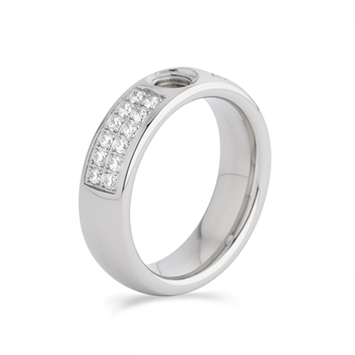 De Melano Vivid Vicky cz ring zorgt voor een mooie luxe uitstraling. De ring is vervaardigd uit edelstaal en is afgewerkt met meerdere kleine Zirkonia steentjes.
Maat 17.25 (54) 6mm