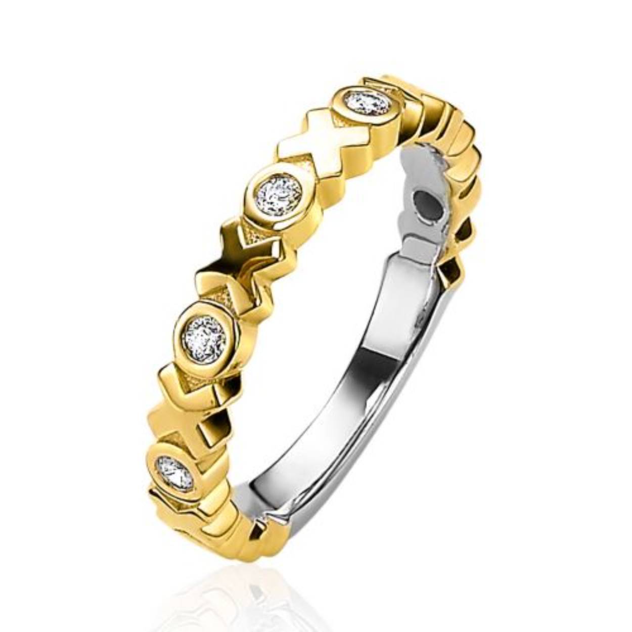 ZINZI zilveren aanschuifring 14K geel verguld met XOXOXO, wat betekent Kusje-knuffel-kusje-knuffel. Mooi bezet met witte zirconia's. Deze aanschuifring is ideaal te combineren met je andere ZINZI zilveren aanschuifringen! Vervaardigd van eerste gehalte zilver (925) en extra geel verguld.