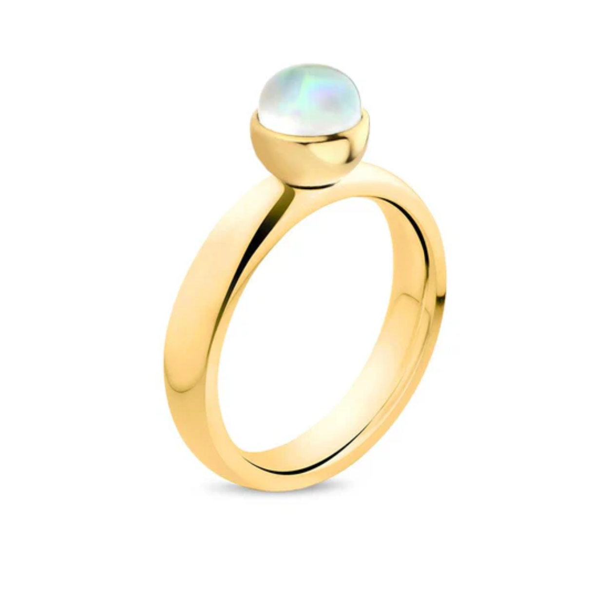 De Melano Twisted Tracy ring is een basic ring van 4 mm breed. Personaliseer deze ring door jouw favoriete Twisted steentje toe te voegen. Tip: combineer de Tracy ring met één van onze aanschuifringen uit de Melano Friends collectie. De Tracy ring is verkrijgbaar in een zilver-, rose goud- of goudkleurige plating.