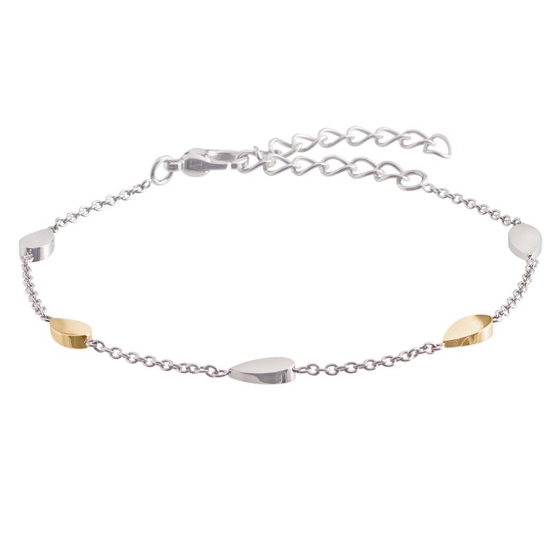 Boccia Titanium 03024-03
Deze gematteerde armband van Boccia Titanium heeft glanzende en goudkleurige accenten. De armband 17 cm en heeft een verlengstuk van 5 cm.

HET MERK
Boccia Titanium: de specialist in het edelmetaal titanium � sieraden en horloges van puur (99,7%) titanium.
Titanium heeft een hoog draagcomfort: het is licht in gewicht, huidvriendelijk en neemt de temperatuur van de huid snel aan.
De sieraden zijn goed met elkaar te combineren. Hierdoor kun je gemakkelijk sets samenstellen bestaande uit colliers, oorbellen, armbanden en zelfs ringen. Of je nu sportief of chique gekleed gaat, het past bij elke outfit en iedere gelegenheid.

SPECIFICATIES
- Puur titanium
- Karabijnsluiting
- Gematteerd met goudkleurige en glanzende accenten
- Jasseron schakel
- 17cm + 5 cm verlengstuk