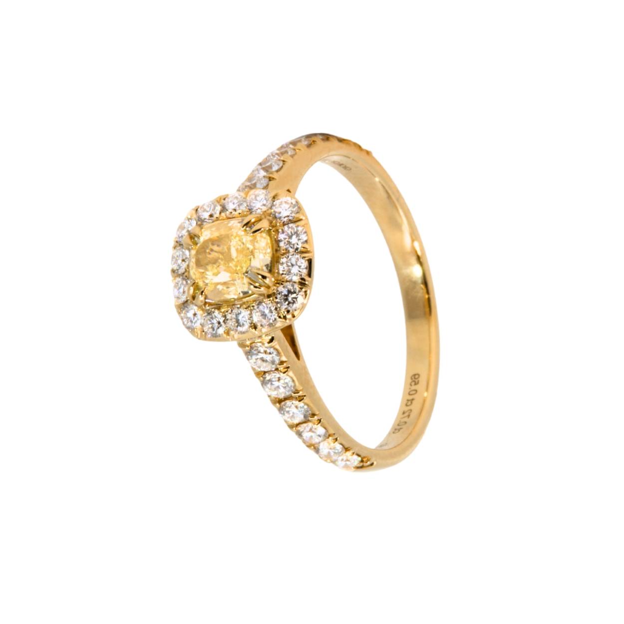 Geelgouden ring met zijdiamanten van 1.31ct