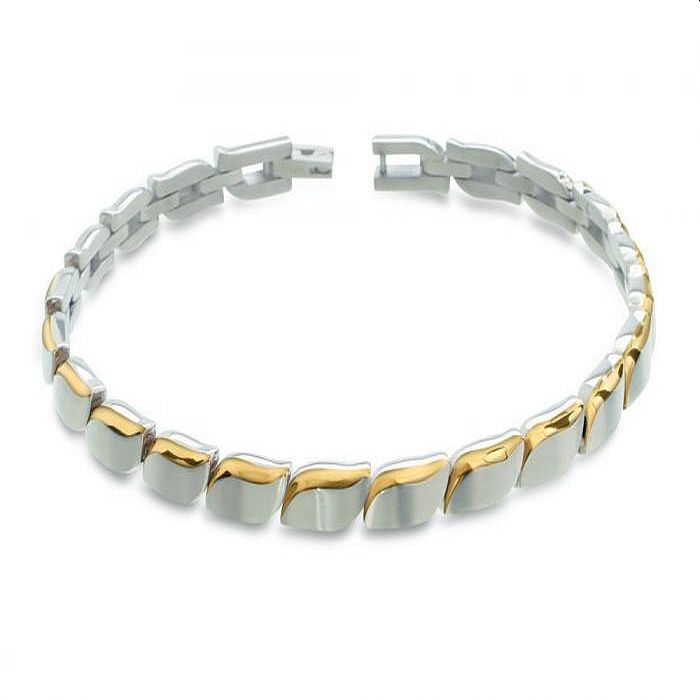Dit is een armband van het merk Boccia Titanium