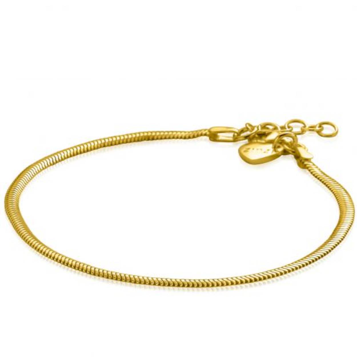 ZINZI gold plated zilveren platte slangen-armband van 2,5mm breed. Valt sierlijk om iedere pols. De lengte van de armband is te variëren tussen 18 en 20cm door het handige verlengkettinkje. Bij sluiting herkenbaar ZINZI, door het zilveren Zinzi hartje. Vervaardigd van eerste gehalte zilver (925) en extra 14K geel verguld.