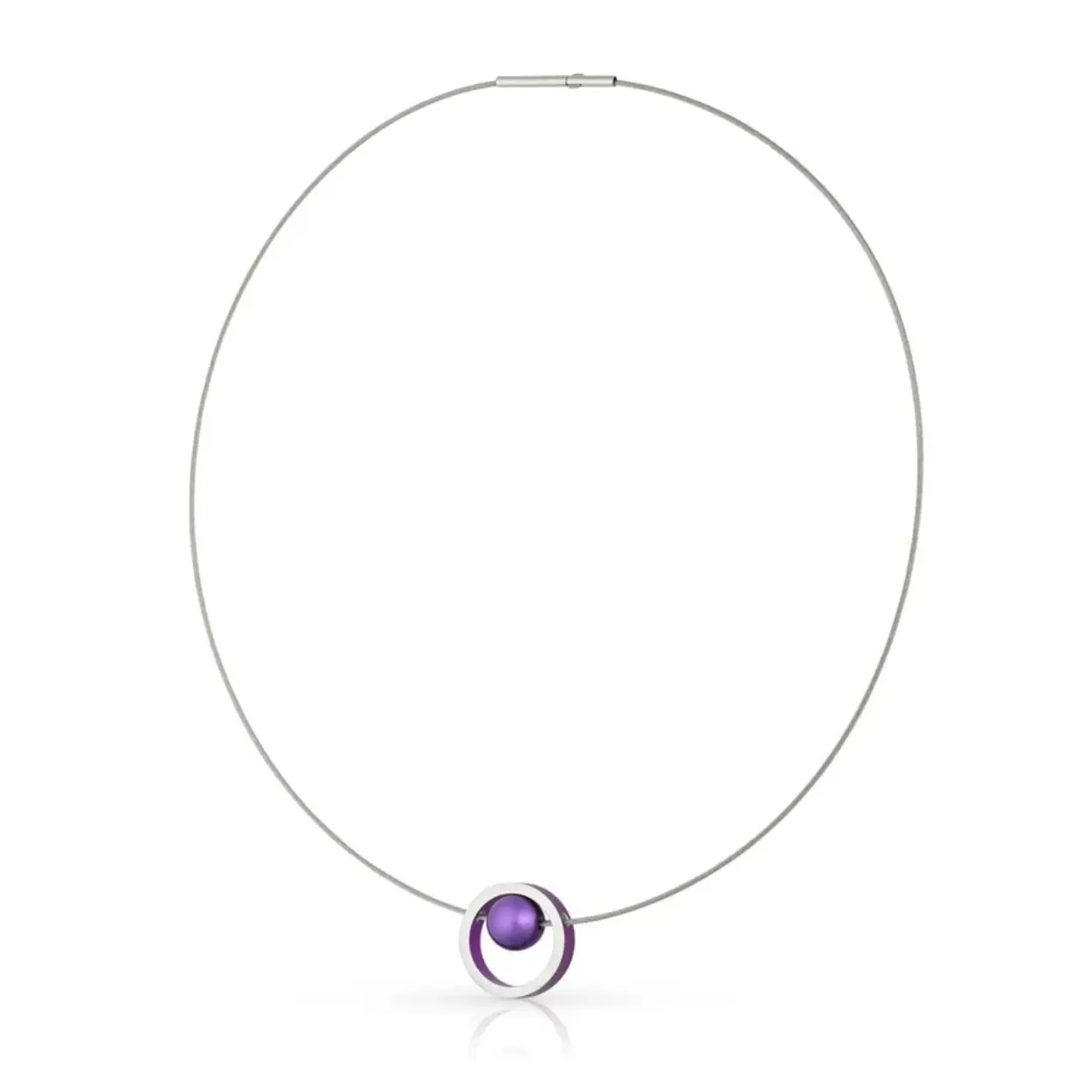 Collier met een bol en een ring in kleur eromheen met een bajonetsluiting. Dit collier kun je natuurlijk combineren met andere items uit onze collectie. Dit ontwerp is er in meerdere kleuren. Tijdloos en basic in de vormgeving.

Handgemaakt in Nederland
Uniek design 
1 Jaar Garantie