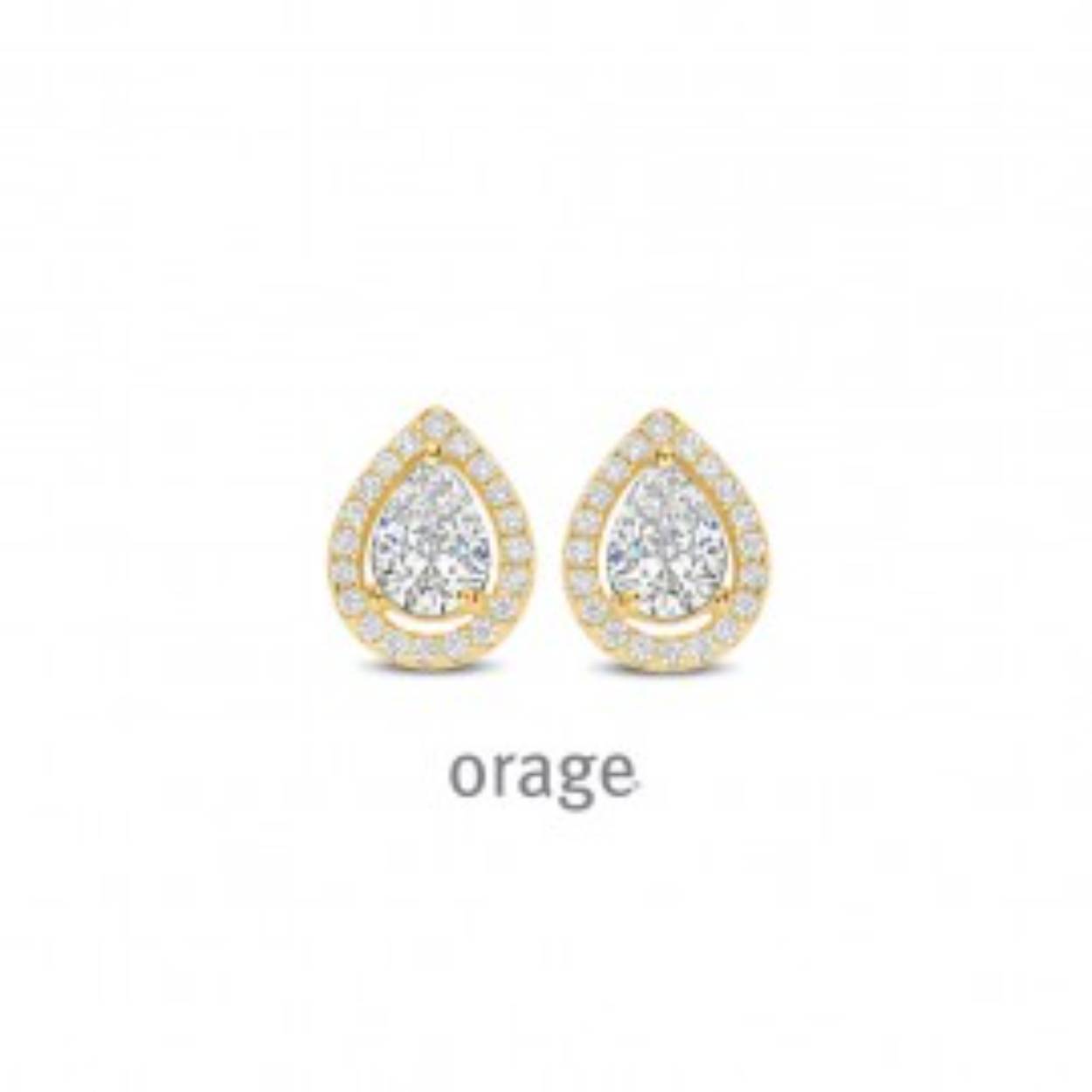 De oorstekers zijn in plaque en gezet met zirkonium. De vorm is ovaal. (O6582)