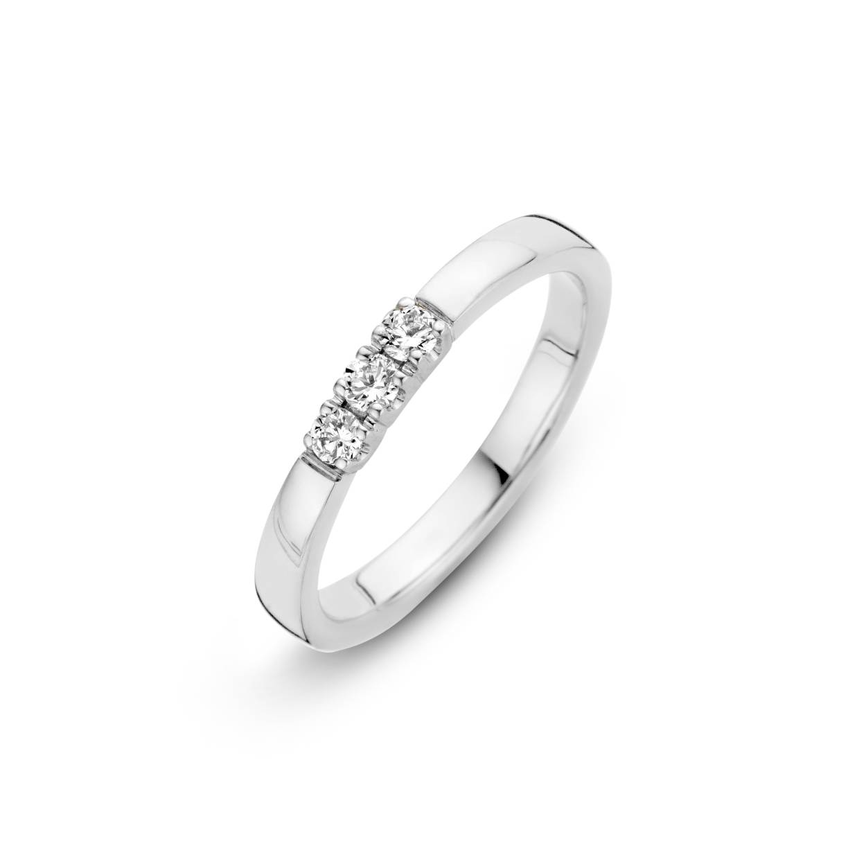 14 krt. gouden damesring met 3 diamanten, totaal 0.21 crt. 
Deze ring maakt onderdeel uit van het groeibriljant systeem.
Ook kunnen er later diamanten bijgezet worden.