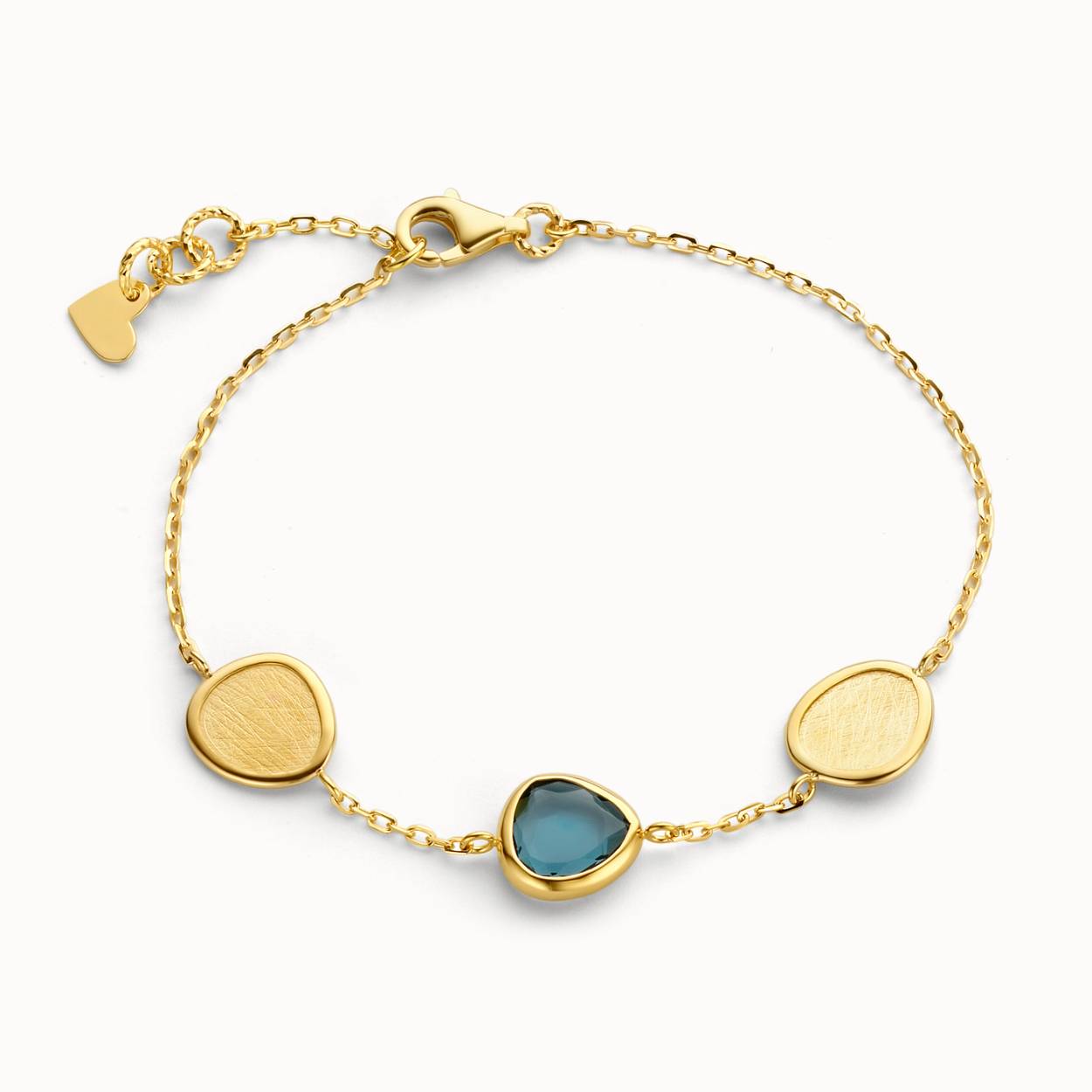Geel gouden armband met matte elementen gecombineerd met London blue topaas
