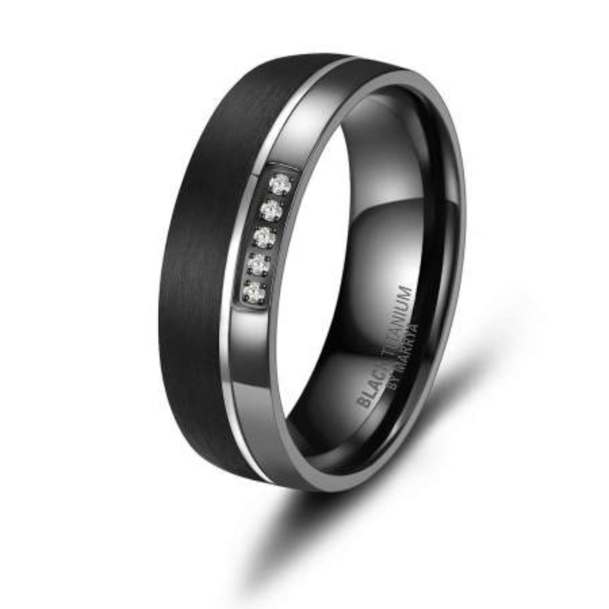 Marrya Black Titanium ring met zirkonia steen D-BT-07-54
-Productie van hoge kwaliteit. Black Titanium bestaat uit 51% zirkonium en 49% titanium
-Black Titanium wordt zwart door een verwarmingsproces. Geen zwarte kleur door middel van coating.
-Hoge kwaliteit
-Black Titanium is een zeer licht en hard materiaal (extreme hardheid)
-Afwijkende maten ook leverbaar
-Zeer goede huidtolerantie
-Geen scherpe randen
-Alle ringen zijn aan de binnenkant gewelfd
