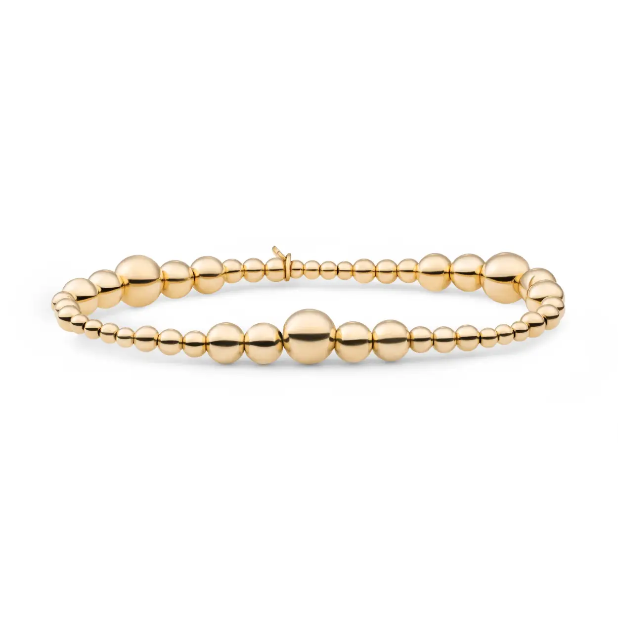 De naam zegt het al, deze armband heeft een golfend effect. De verschillende formaten aan kralen creëren een speels effect. Ideaal om te combineren met andere armbanden uit onze nieuwe collectie.