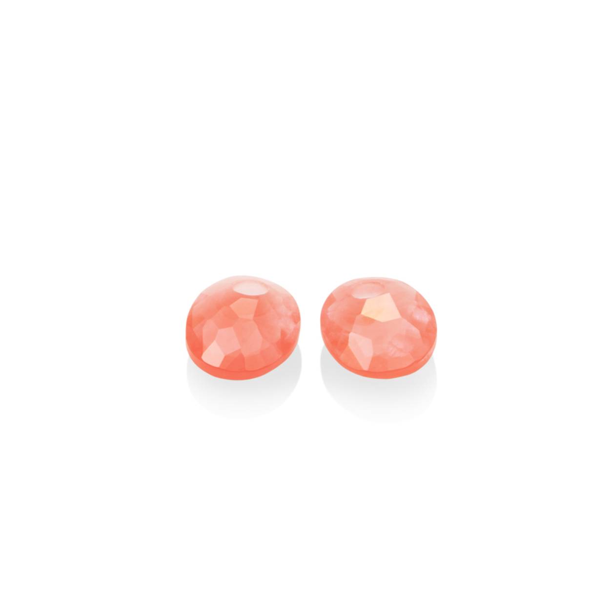 Deze subtiele Cherry Quartz Twist Oval oorbel edelstenen zijn een ware aanvulling op jouw sieradencollectie. Straal deze zomer met de zoetige kleur van de Cherry Quartz.