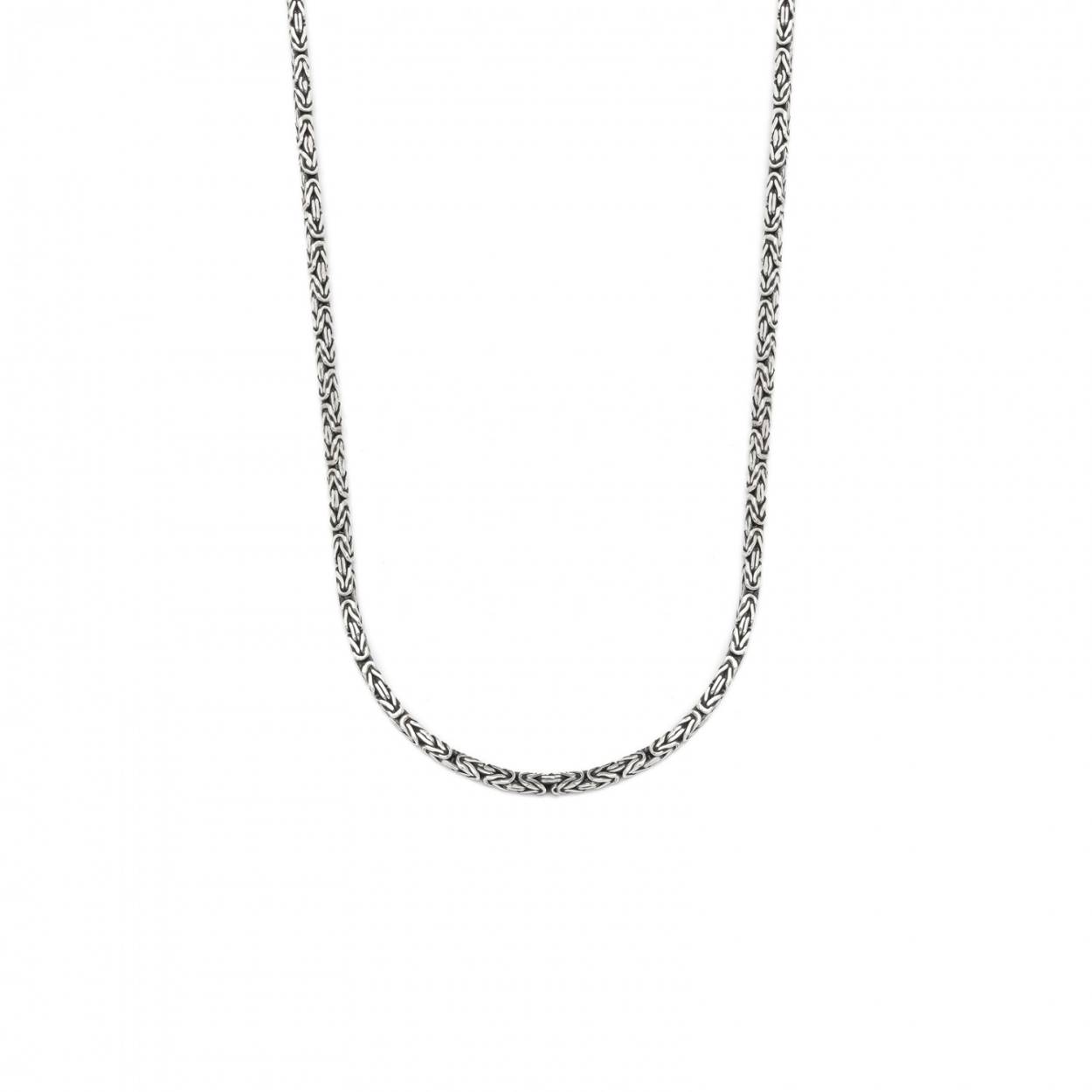 Deze zilveren collier is van het merk SILK.
De collier is 50 cm, mocht u interesse hebben in een andere maat, neem dan contact met ons op.