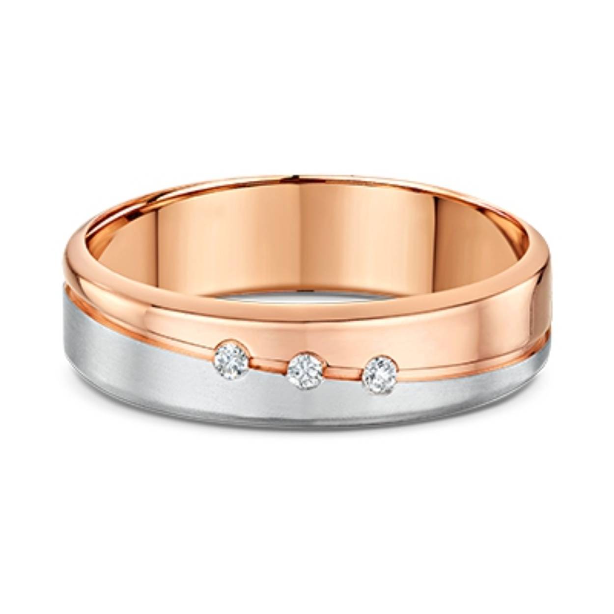 14 karaat rose/witgouden trouwringen 5mm breed, dames ring is gezet met in totaaal 0.03crt diamant.
Prijs op aanvraag