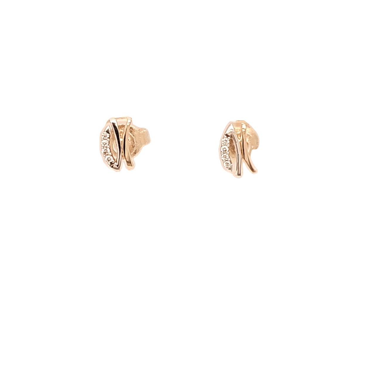 geelgouden en witgouden oorknop met diamant
