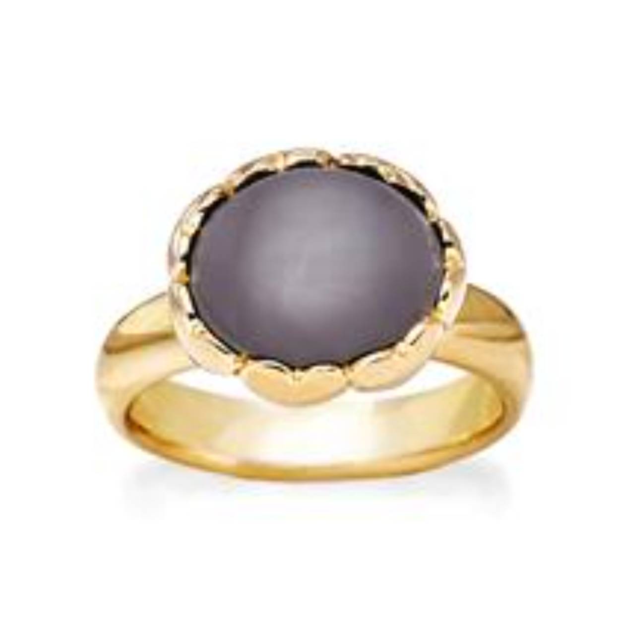 Deze geel goud vergulde ring heeft een prachtige grijze maansteen van 12 x 10 mm. De zetkast van de ring is versierd met zeven hartjes.
