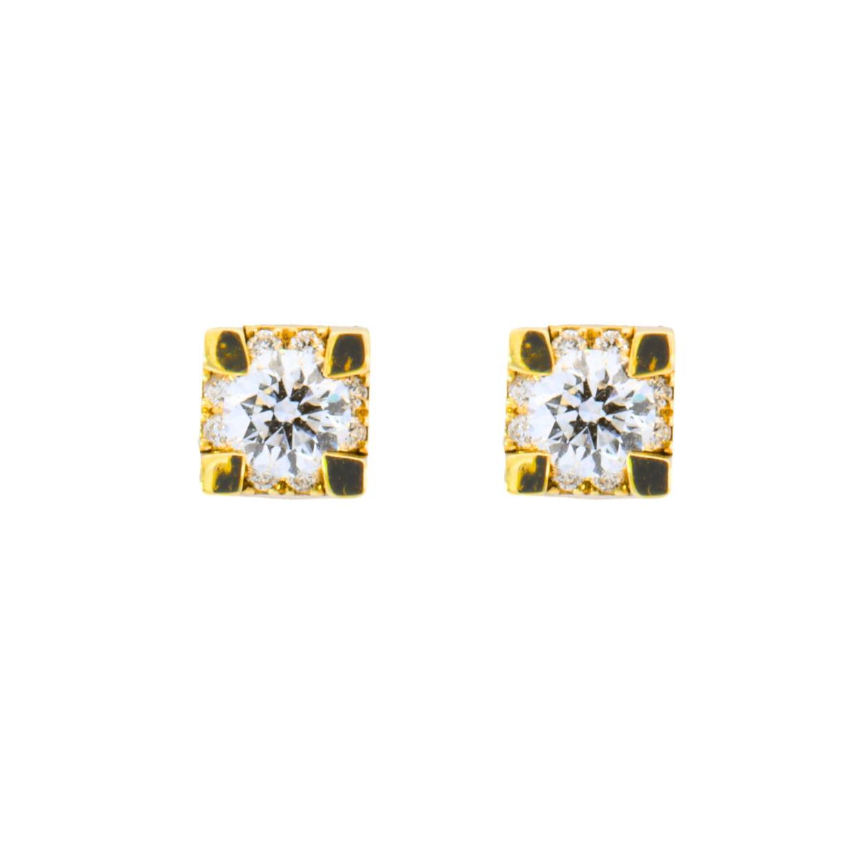 Geel-witgouden oorstekers met diamant.
