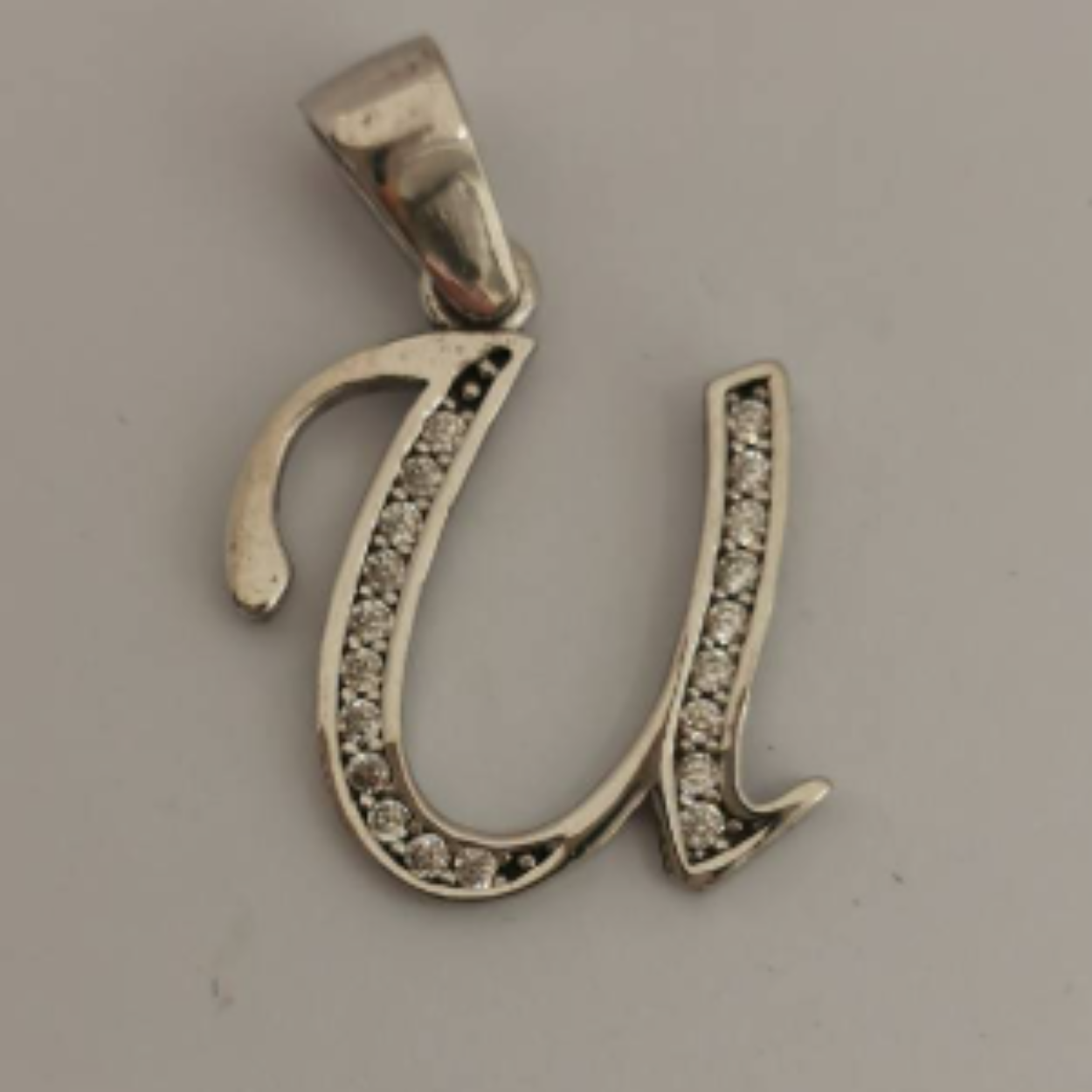 Zilveren hanger letter U zirkonia