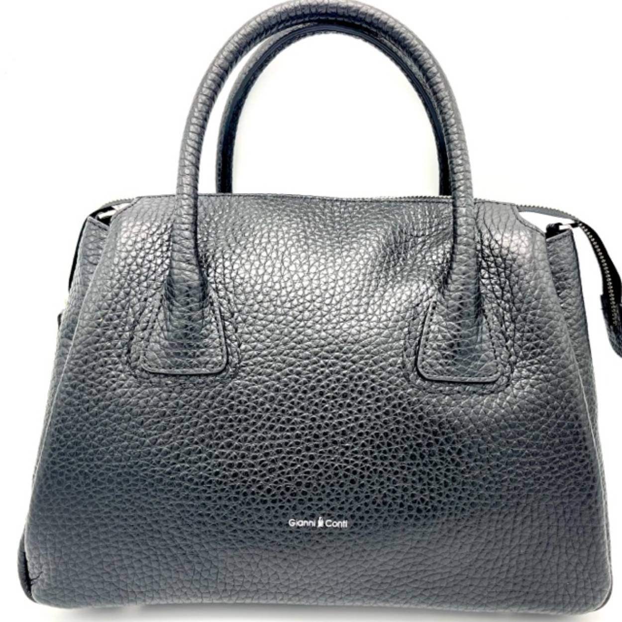 Afmetingen:
Hoogte 22cm x breed 33cm x diep 14cm