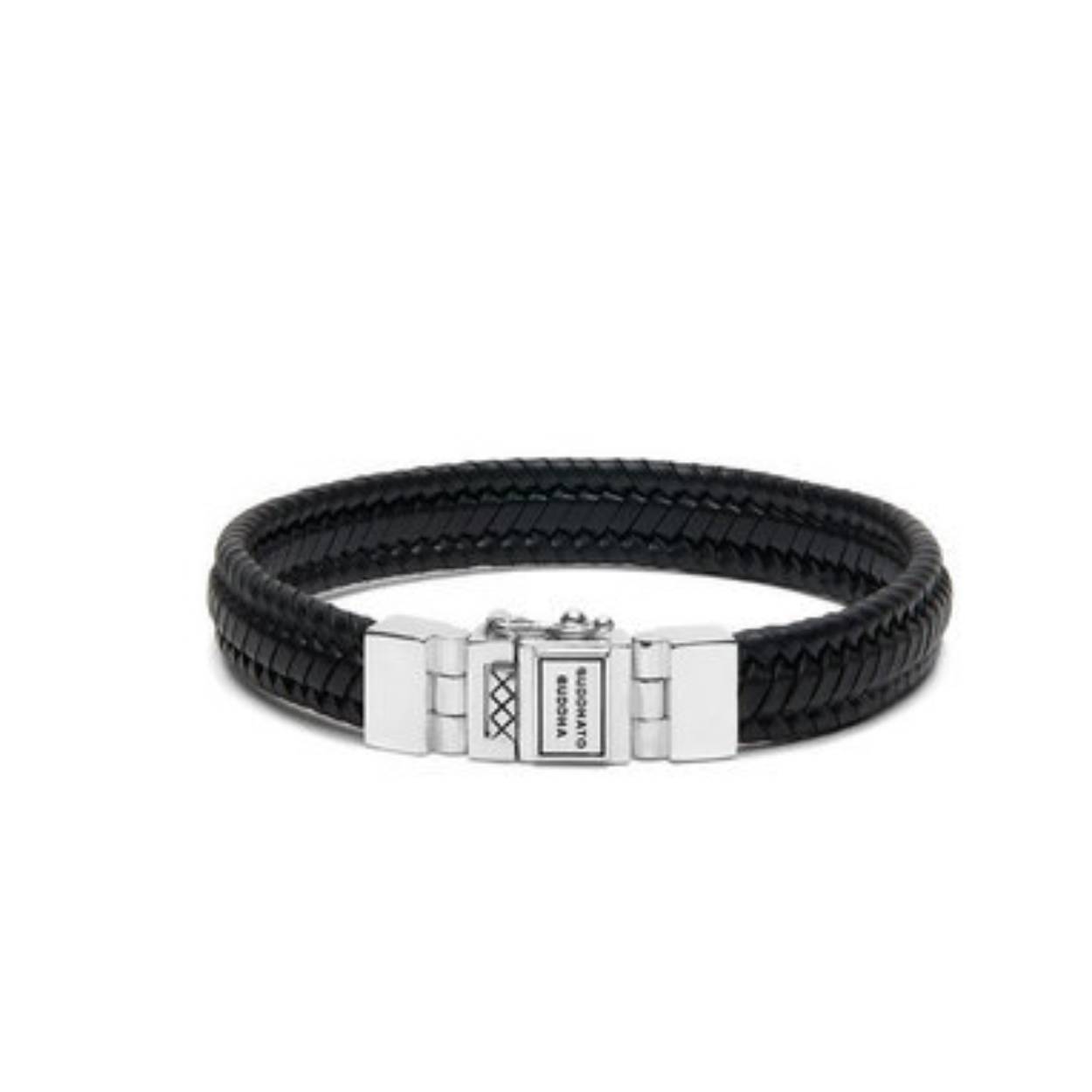 Deze stoere tijdloze lederen armbanden met luxe zilver slot worden gemaakt in Indonesië in eigen ateliers.
