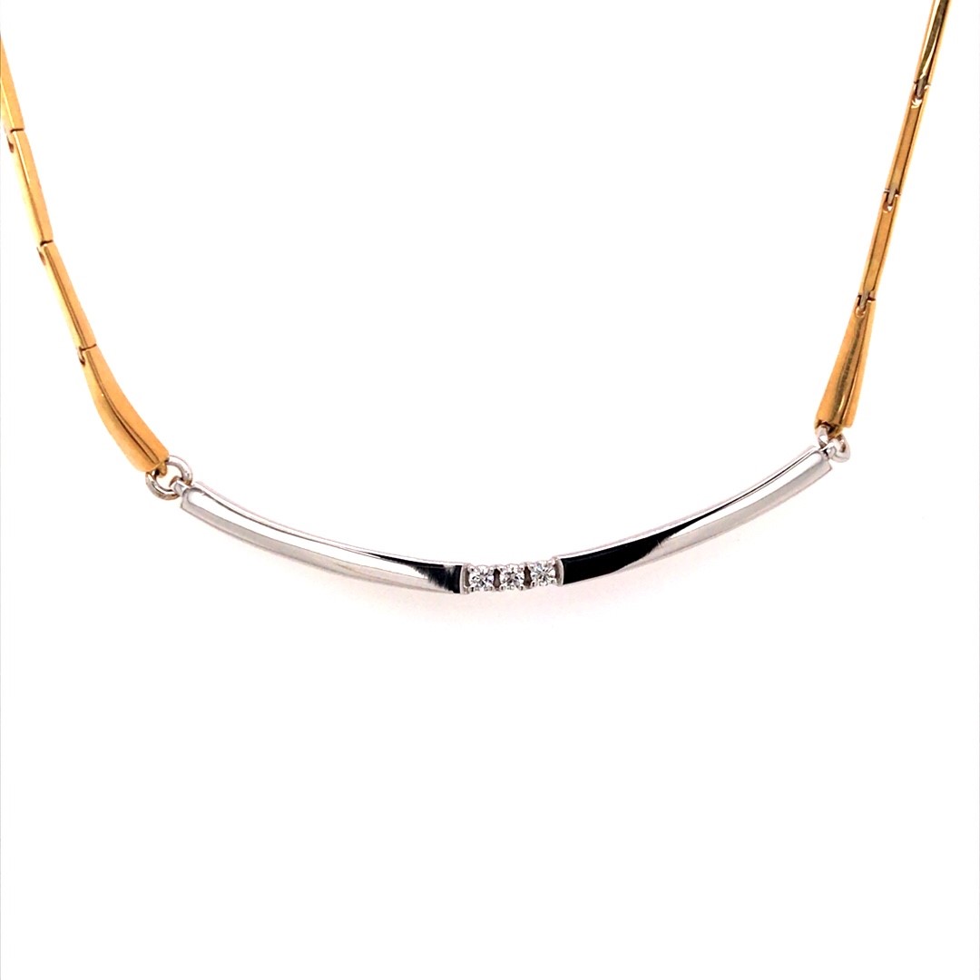 Eclat 14krt geelgouden collier met diamant in witgouden middenstuk