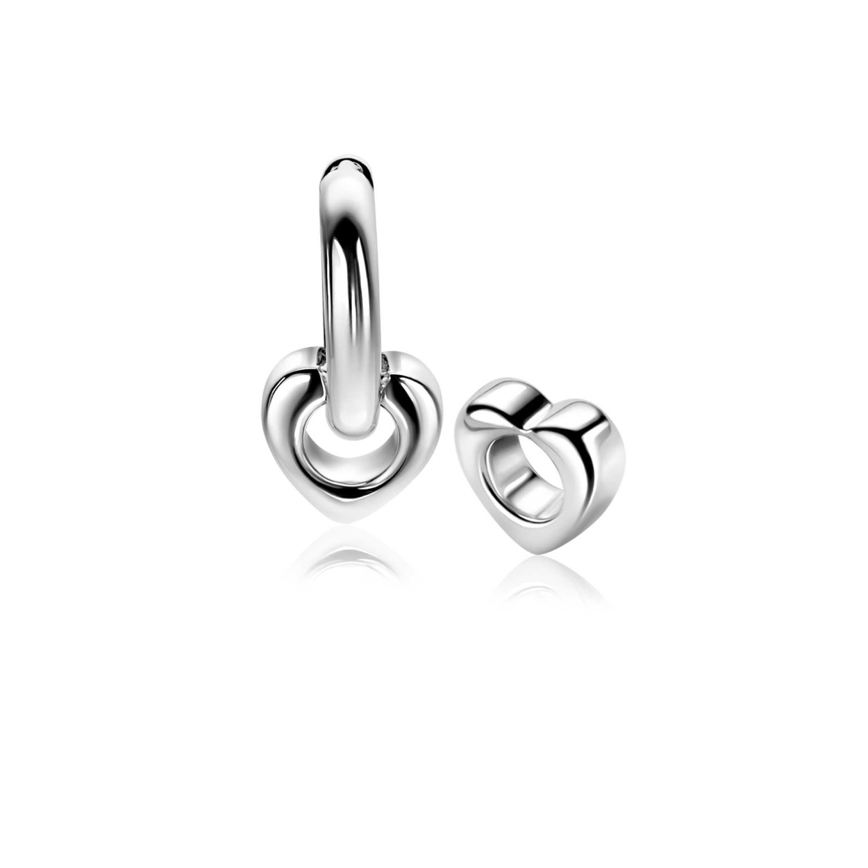 ZINZI zilveren oorbedels (10mm) met een sierlijk open hart, dat mooi aan je oorringen hangt. De oorringen zijn niet bij de prijs inbegrepen. Vervaardigd van eerste gehalte zilver (925) en voorzien van een extra rodiumlaag voor een langdurige glans.