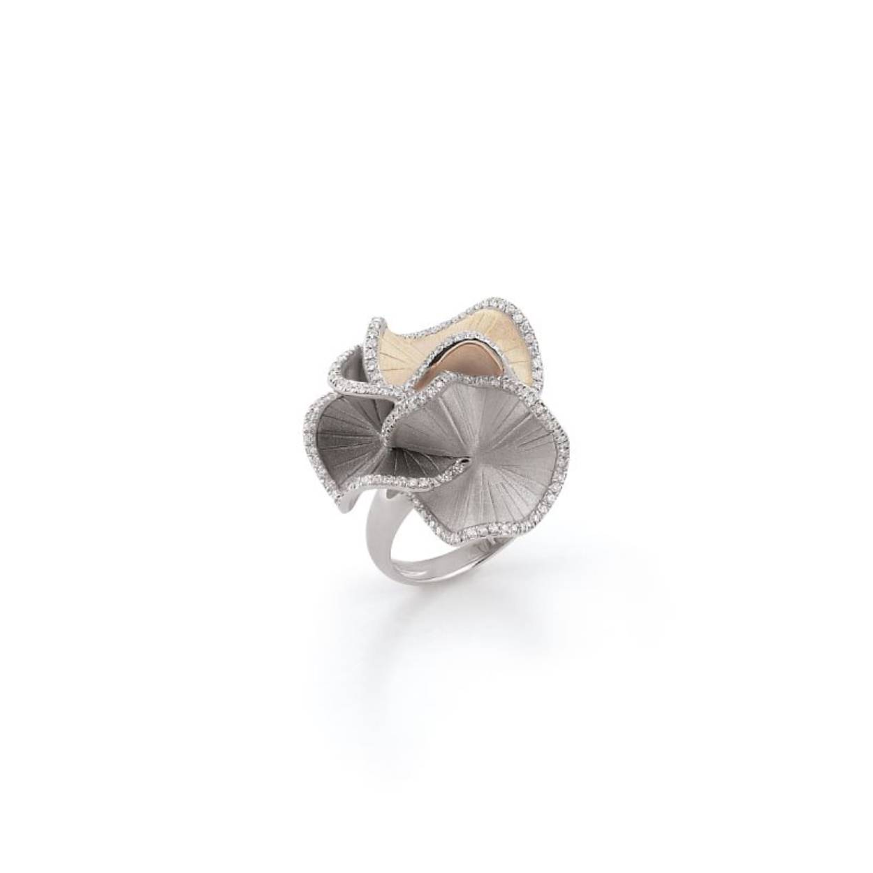 Sultana Series Ring, 18Kt White Ice, Natural Beige and Black Lava Gold with Diamonds

Dia ct. 0.48