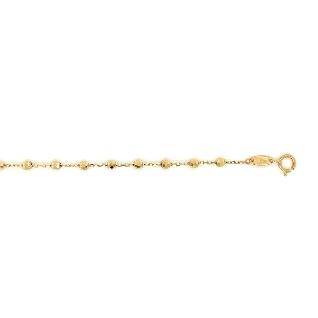 Deze geel gouden armband is ontzettend leuk! De ankerschakel wordt onderbroken door gouden fantasie bolletjes. De armband is verstelbaar van 17cm tot 19cm.