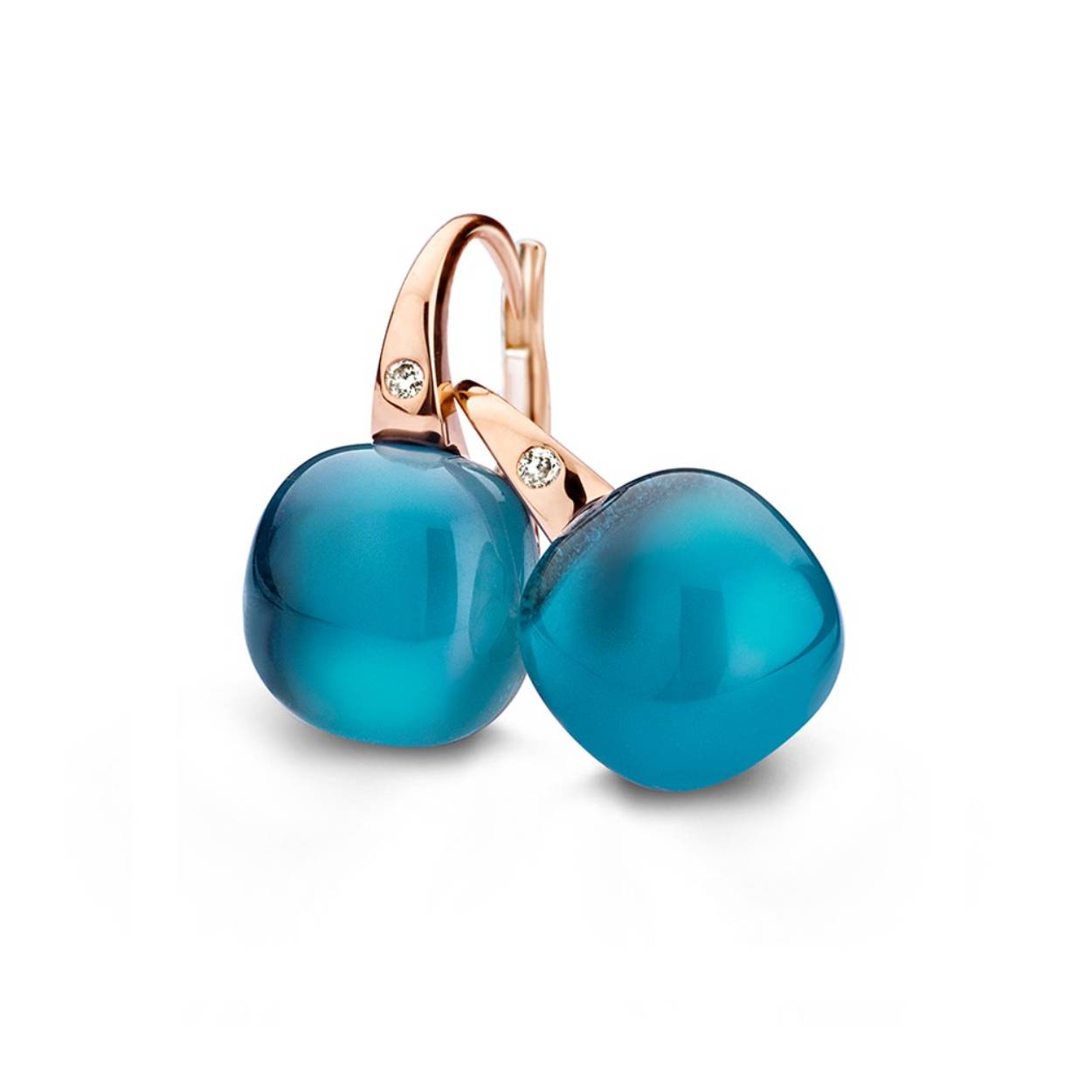 18 karaat rosé gouden oorbellen met blauwe topaas en parelmoer.

BIGLI-juwelen zijn met zorg gemaakt in 18 kt goud, zorgvuldig geselecteerde edelstenen en hoogwaardige diamanten (Clarity VS1-VS2 TW).
Edelstenen zijn verkrijgbaar in meer dan 40 kleuren.