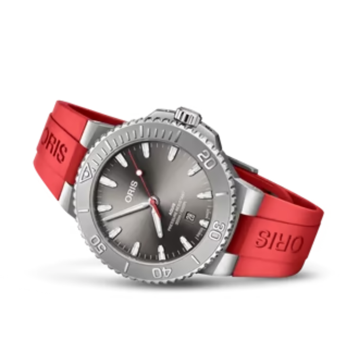 De Oris Aquis Date Relief combineert een gedurfd design met indrukwekkende functionaliteit. De robuuste roestvrijstalen kast is waterbestendig tot 30 bar (300 meter) en heeft een unidirectioneel draaibare bezel. De verhoogde minutenschaal op de stalen bezel geeft het horloge een sterk, driedimensionaal karakter.

Een rode secondewijzer in lollystijl voegt een levendige kleuraccent toe aan de sunray-geborstelde grijze wijzerplaat. Het ontwerp wordt gecompleteerd door een datumvenster in bijpassende kleur, een geschroefde kroon met beschermende schouders, lichtgevende details en een transparante achterkant die het Zwitserse automatische uurwerk onthult.