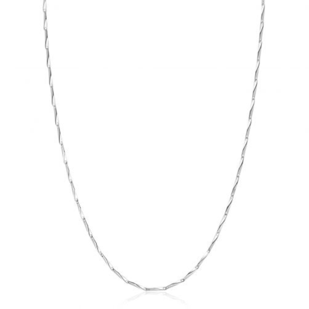 ZINZI zilveren trendy schakel ketting met glinsterende pijlvormige schakels. De schakels zijn 1,5mm breed. De lengte van de ketting is te variëren tussen 42 cm en 45cm. De ketting is vervaardigd van eerste gehalte zilver (925) en voorzien van een extra rodium laag.