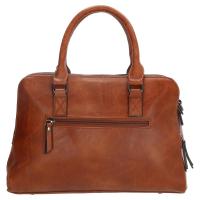 Deze tas is echt een toppertje! Praktisch, modieus en ook nog eens een fijn model! Deze handtas uit de Chelsea collectie van Charm Londen heeft twee handvaten en een schouderband. Zo draag je 'm gemakkelijk op 2 manieren, en word je hem niet snel zat. Er zitten drie vakken in de tas zodat al jouw spullen overzichtelijk mee kunnen! Hoe ga jij 'm dragen?

De tassen van Charm London zijn geïnspireerd op de iconische Britse modehoofdstad Londen. Ze zijn geïnspireerd op de luxueuze materialen en typerende modellen die daar te zien zijn. Fashionable en stijlvolle damestassen van echt leer of kunstleer, gemaakt zodat jij er elke dag fantastisch uit kunt zien!

De eigenschappen van de tas zijn:

Dubbel handvat
Ritssluiting
Schouderband