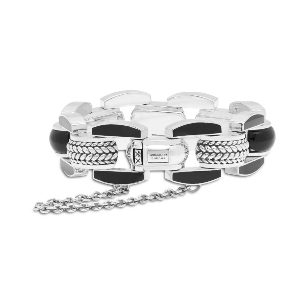 De iconische Batul is de allereerste armband van Buddha to Buddha, en heeft daarom een bijzondere plek in onze collectie. Deze genummerde limited edition is een speelse variant op de originele zilveren armband. Met herkenbare stoere schakels, gemaakt van 925 sterling zilver, en afgewerkt met echte zwarte onyx-stenen.
