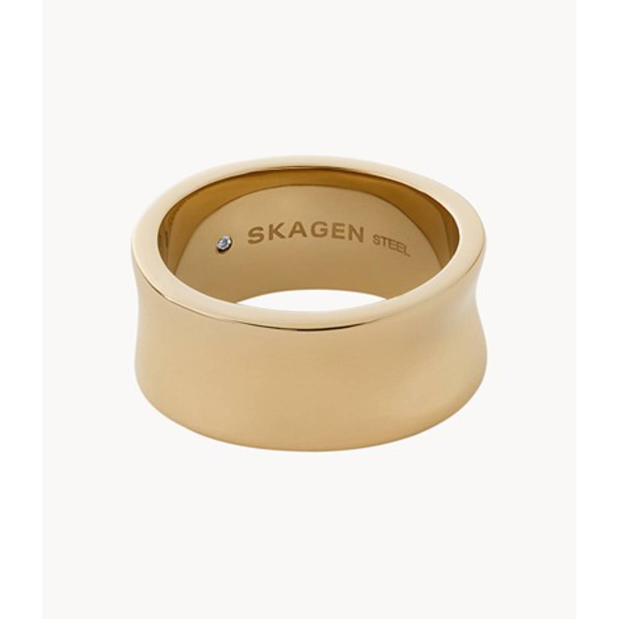 Tijdloos klassieke damesring als dagelijkse metgezel,
gemaakt van geel goudkleurig verguld roestvrij staal.
Modern sieraad als stijlvolle eyecatcher!