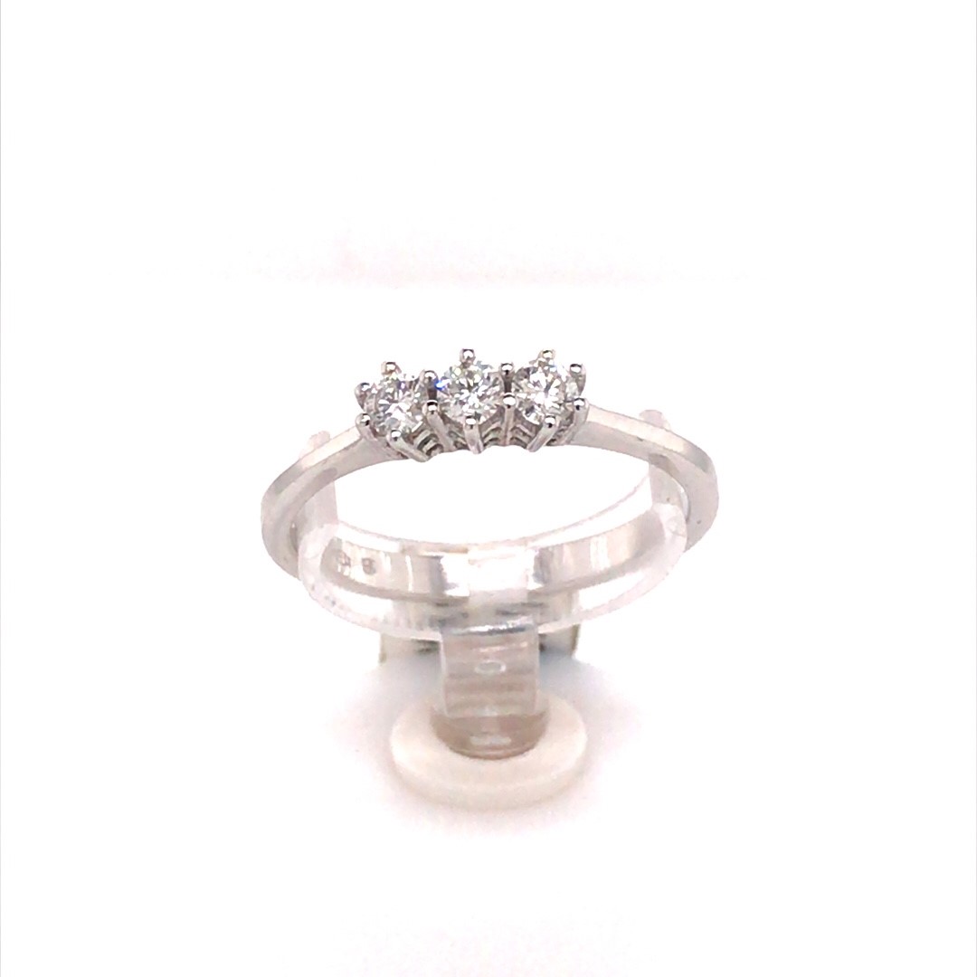 Eclat ring0.30krt TW-VVS/VS