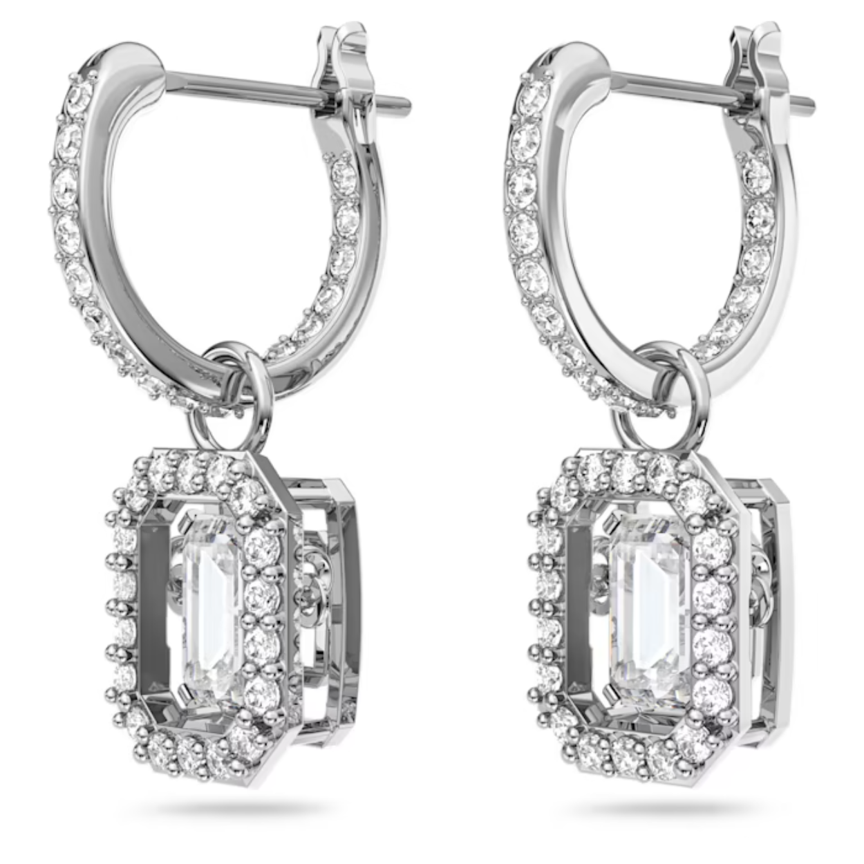 Geef uw dagelijkse outfits een schitterend accent met deze prachtige oorhangers uit de Millenia-lijn. Deze sieraden met rodium toplaag zijn ontworpen voor oren met gaatjes en bevatten Dancing Stones met een octagon-slijpvorm die op elegante wijze worden omringd door kristalpavé. Door de veelzijdige heldere kleur kunt u ze afzonderlijk dragen of in combinatie met andere kleurrijke sieraden voor een afgestemde look.