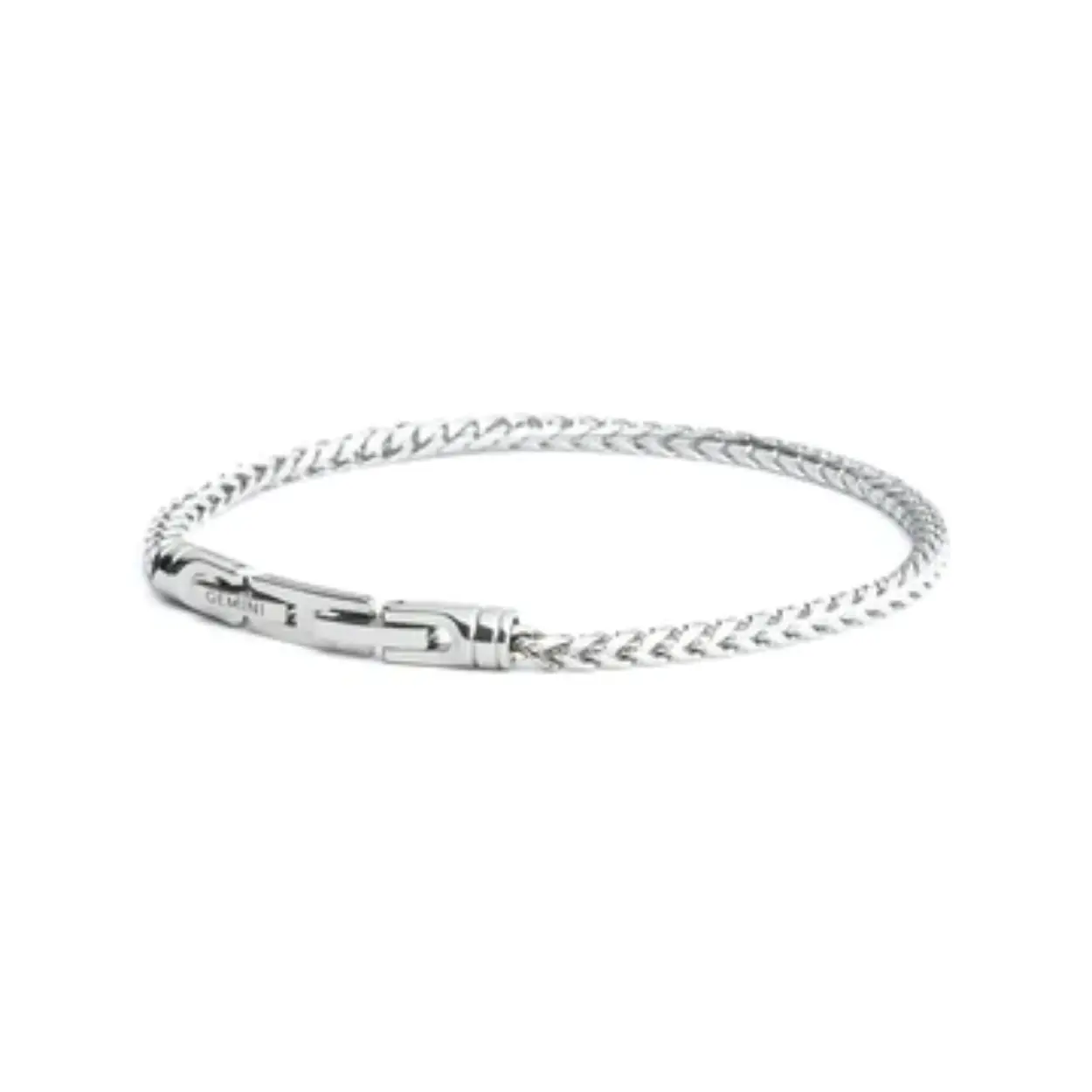 De CITO SILVER XS-S, modelnummer M21XSS, is een elegante armband van roestvrij staal. Perfect voor dagelijks gebruik of speciale gelegenheden. Combineer deze stijlvolle armband met andere sieraden voor een moderne look. Draag hem alleen voor een subtiele uitstraling of met meerdere armbanden voor een opvallende stijl. Voeg deze veelzijdige accessoire toe aan je sieradencollectie!