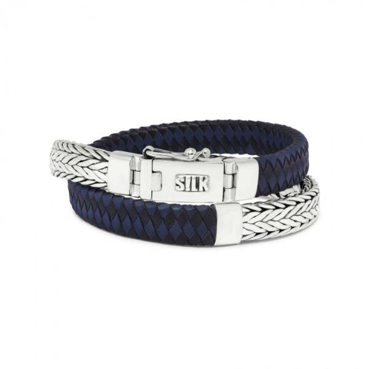 SILK zilveren armband met leder deel in de kleur zwart blauw.