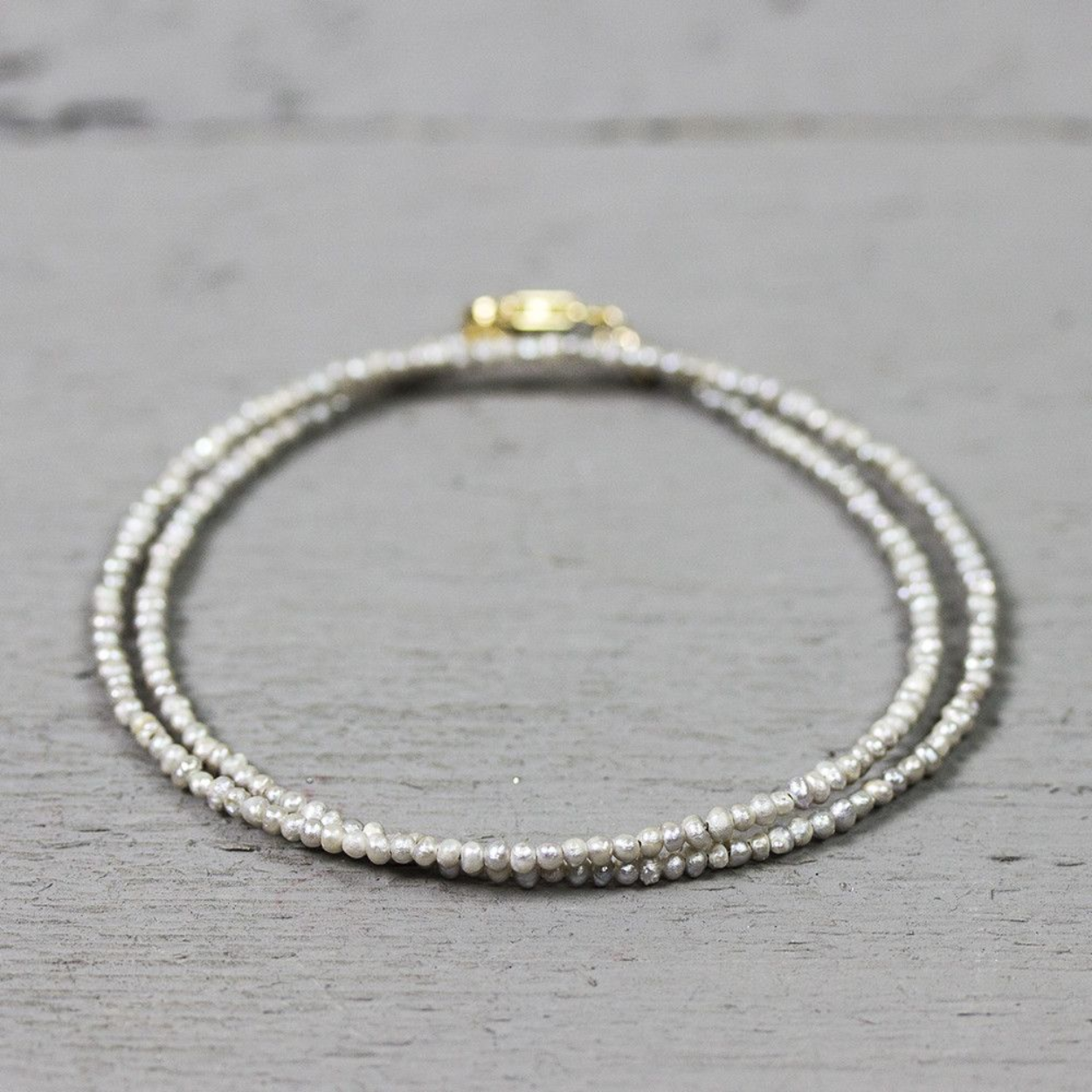 Collier Parel lichtgrijs