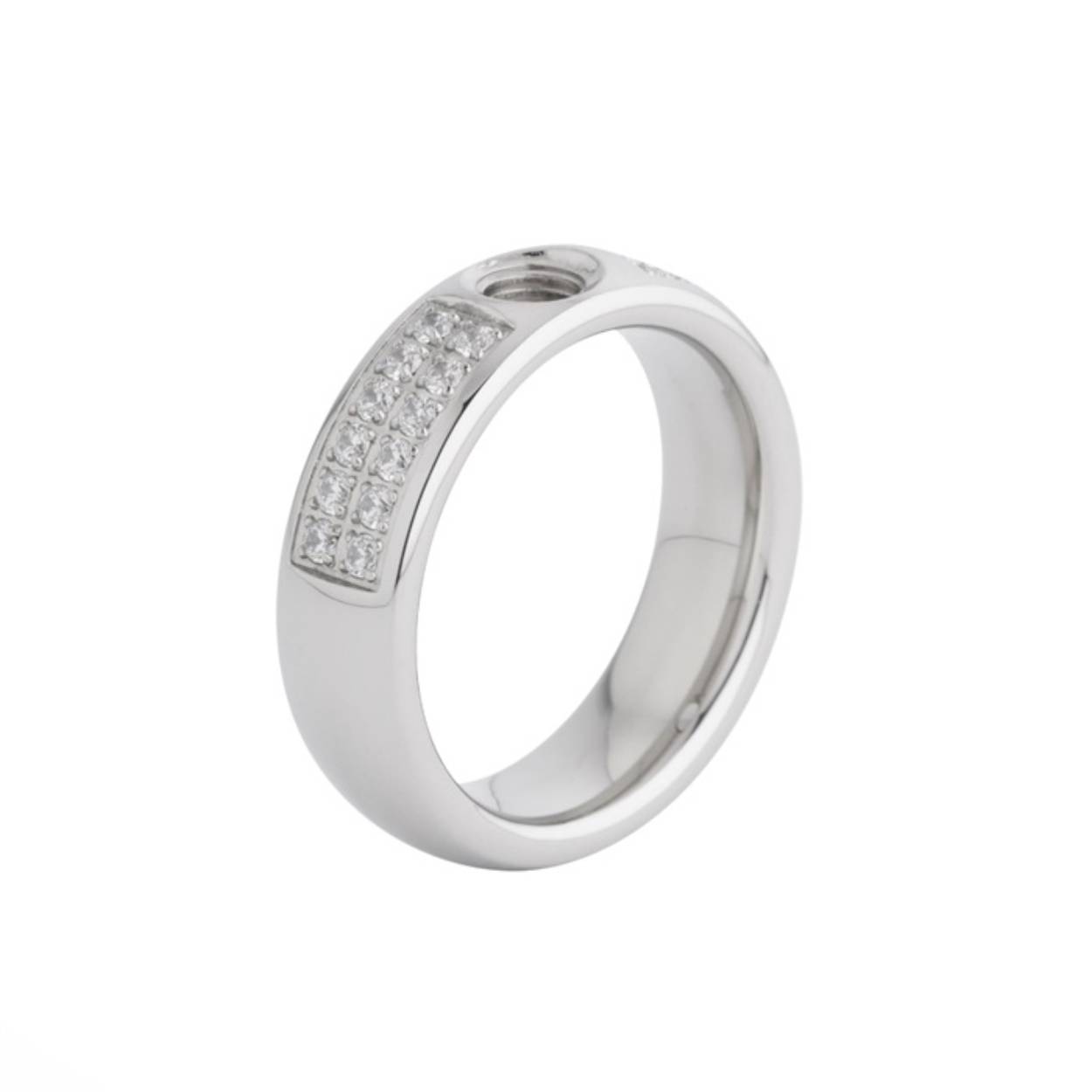 De melano vicky cz ring is van de vivid collectie en is vervaardigd uit edelstaal. De ring beschikt over meerdere kleine zirkonia steentjes in de kleur crystal. Het sieraad is 6 mm en is voorzien van een verwisselbaar systeem. Alle steentjes van de vivid collectie kunnen op de ring worden vastgedraaid. Hierdoor pas je de sieraden in een handomdraai aan op de outfit of mood. Tip: combineer meerdere kleuren en ringen met elkaar voor een speels effect.