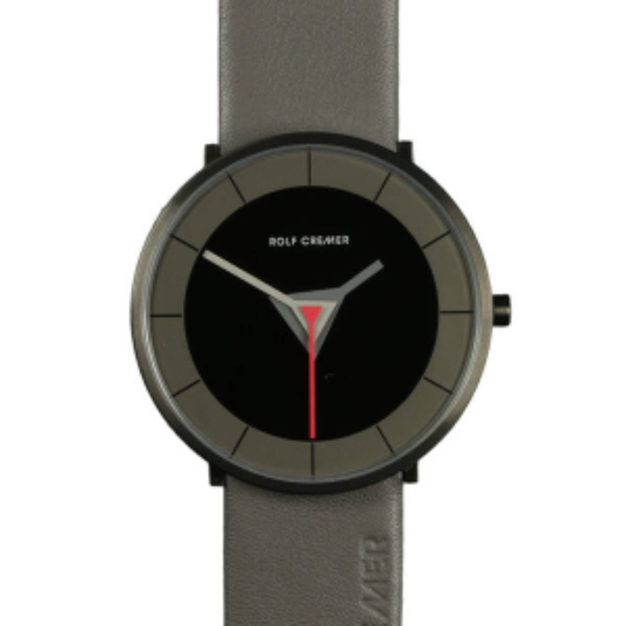 De horloges van de bekende Duitse ontwerper ROLF CREMER ziet u steeds vaker in de etalages. Door onderscheidende modellen en kleurgebruik is het een gewaardeerd mode accessoire geworden. Gekenmerkt door een flashy design, eenvoud, elegantie en kleur. Het merk bestaat sinds 1989.