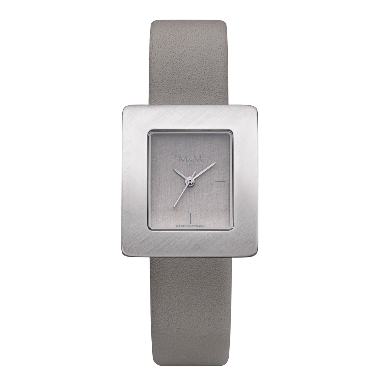 De horloges van het Duitse M&M zijn ontworpen door de creatieve inspirator George Plum, die ook de horloges van Alfex heeft ontworpen. Zijn idee van ontwerpen komt duidelijk terug in de horloges. Sinds 1974 ontwikkelt het Duitse bedrijf horloges met een uitstekende prijs-kwaliteit verhouding en worden volgens de laatste trends vervaardigd. Strakke lijnen en een glad ontwerp zijn kenmerkend aan de horlogelijn. De horloges van M&M zijn vervaardigd van roestvrij staal, zijn anti-allergisch en voorzien van een quartz uurwerk. De horloges van M&M hebben een harmonieus design met perfecte proportie in hoge kwaliteit en hebben een goed draagcomfort in een gemiddeld prijssegment. 